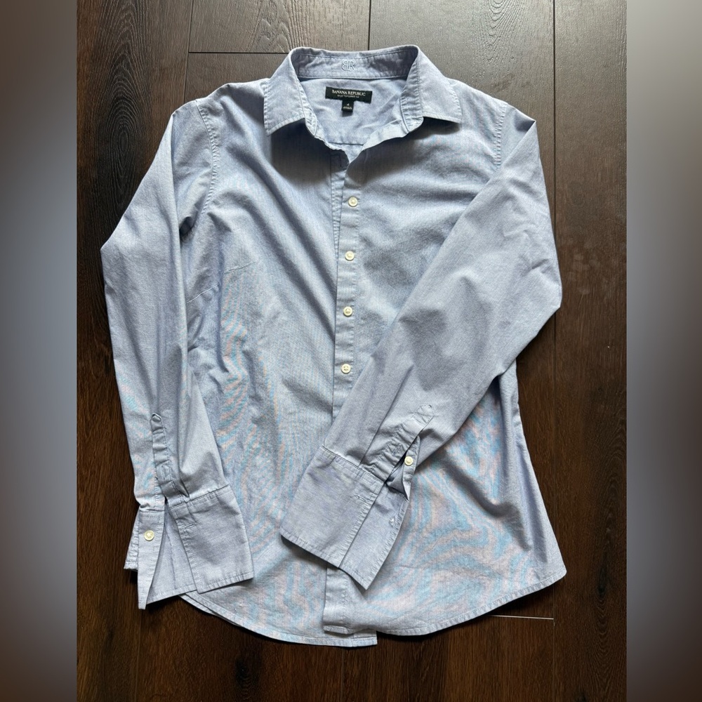 Banana Republic slim fit button down in textured blue